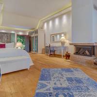 Super Deluxe Double Room