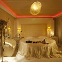 King Room with Spa Bath