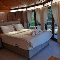 Deluxe Suite with Sea View