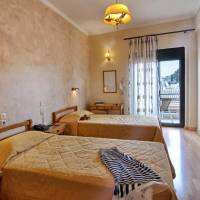 Double or Twin Room with Partial Sea View