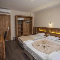 Luxury Triple Room