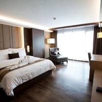 Deluxe Double Bed