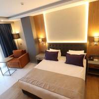 Deluxe Double Room with Garden View