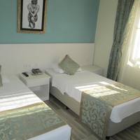 Double or Twin Room with Sea View