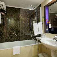 Deluxe Room (2 adults + 2 children)
