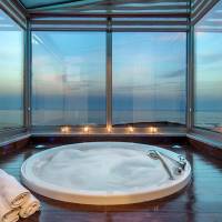 King Suite with Spa Bath