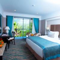 Classic Double Room with Mountain View