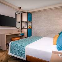 Middle Yard Standard Room