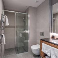 Double or Twin Room with Bathroom