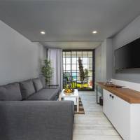 Premium Beachfront Suite- Adult Only +16