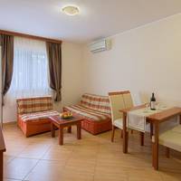 One-Bedroom Apartment with Balcony