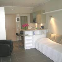 Studio with Balcony AH31