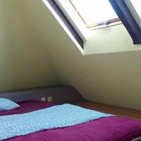 Budget Triple Room with Shared Bathroom