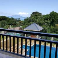 Two Bedroom Apartment with Balcony and Sea View