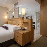 Deluxe Executive Suite