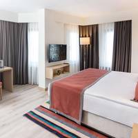 King Room - Mobility Access/Non-Smoking