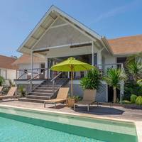Villa - Beach Front