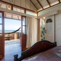 Bungalow - Beach Front