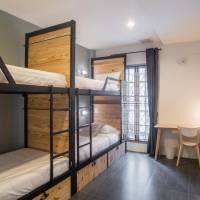 Quadruple Room with Bathroom
