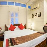 Double Room with Shared Bathroom