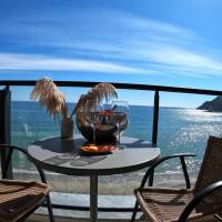 Queen Room with Sea View