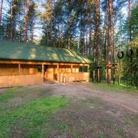Cottage (6 Adults)