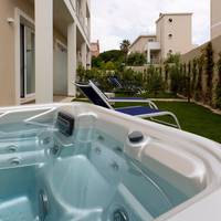 Junior Suite with Hot Tub