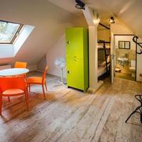 Bed in 6-Bed Mixed Dormitory Room