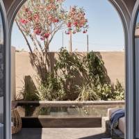 Recit Suite with Outdoor Hot Tub