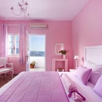 Elegant Double Room with Caldera View
