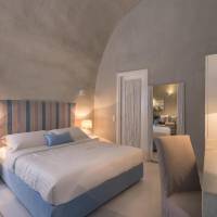 Junior Suite with Outdoor Heated Hot Tub