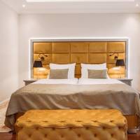 Deluxe Double or Twin Room with City View