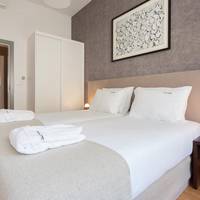 Twin Room with Private External Bathroom