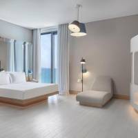 Deluxe King Room with Terrace and Partial Sea View