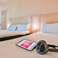 Standard Room with One Double Bed and One Single Bed