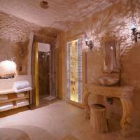 King Suite with Spa Bath