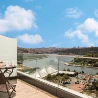 Deluxe Double Room with Balcony and Sea View- Free Minibar