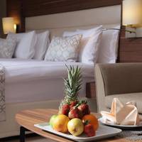 Corner Suite