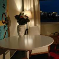 One-Bedroom Apartment III