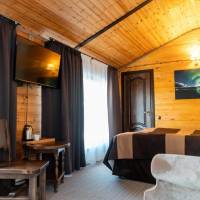 Superior Double or Twin Room with Mountain View