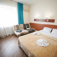 Comfort Triple Room with Shower