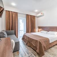 Queen Room with Balcony