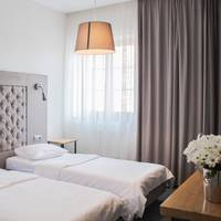 Twin Room with City View