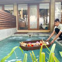 Premier Ocean View Villa with Plunge Pool and Bathtub