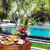 Double Room with Pool View