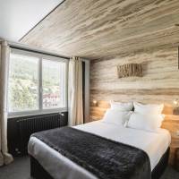 Standard Double Room with Pool access