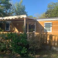 Superior Cottage Pergola (4-6 Persons)