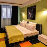 Suite with Garden View