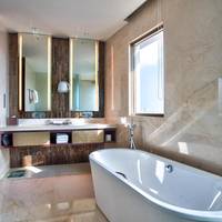 One Bedroom Suite River View