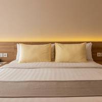 Deluxe Queen or Twin Room